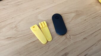 Visačky Walkie talkie a motorola . 4ks - 4