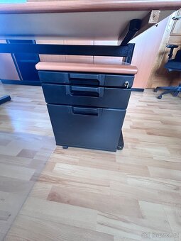 Kancelářský nábytek stoly a šuplíky TECHO - 4