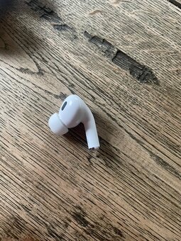 Fake airpods - 4