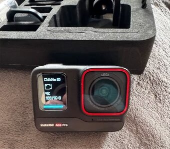 Insta360 Ace Pro (kompletní set, top stav) - 4