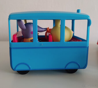 Peppa pig - zvukové autíčko, autobus, figurky - 4