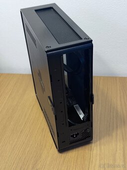 IN-WIN BQ696 Chopin Black - ITX SFF case + 150W zdroj - 4
