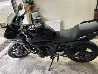 YAMAHA FZ6 Fazer S2 - 4