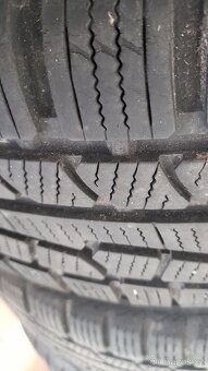 zimní pneu vč. plech. disků 215/65 R16 102H XL - 4
