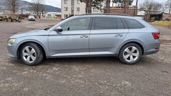 Škoda Superb 1.6 CR TDI Comfort+ NAVI - 4