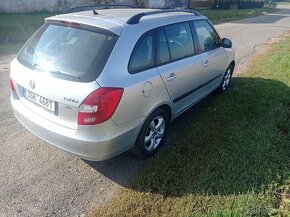 Škoda fabia 2 combi - 4