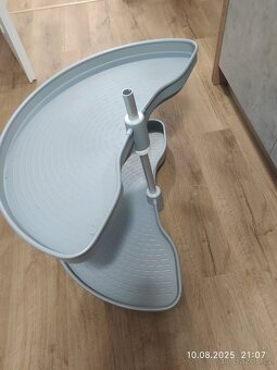 Otočné police do kuchyňské linky - 4