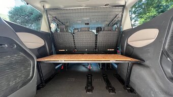 Vestavba Ford Tourneo Custom - 4