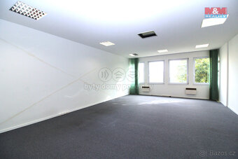 Pronájem kancelářského prostoru,560m², Praha 10 - 4