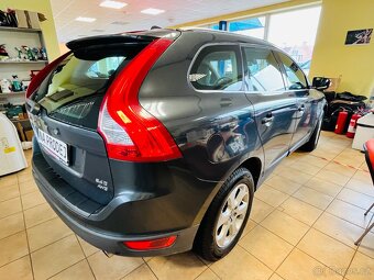 VOLVO XC 60 2.4 D 120 kW 6 RYCHLOSTÍ 4x4 PUVOD ČR - 4