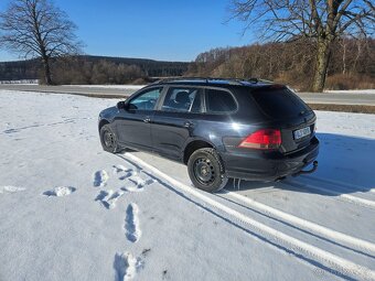 Prodám VW Golf 5 Variant 1,9 TDi(77 kW), r.v2008, černá barv - 4