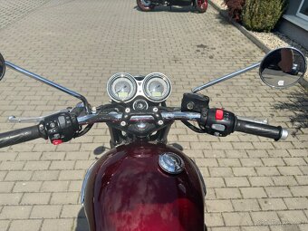 Triumph T120 Bonneville - 4