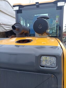 Kloubový nakladač CR20 crona, 5500 kg, kolový nakladač - 4