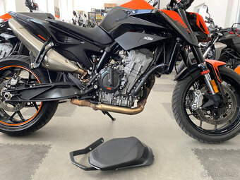 KTM 890 Duke = TECH PACK / NAJETO 13.000 KM/ TOP - 4