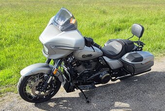 Harley-Davidson Street Glide CVO FLHXSE - 4