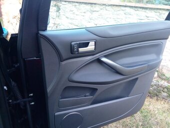Ford Kuga 4x4 - 4