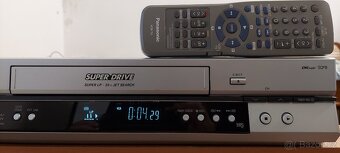 VIDEOREKORDÉR PANASONIC NV-HV 60EP-S - 4