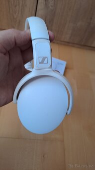 Bezdrátová sluchátka Sennheiser HD 350BT bílé - 4