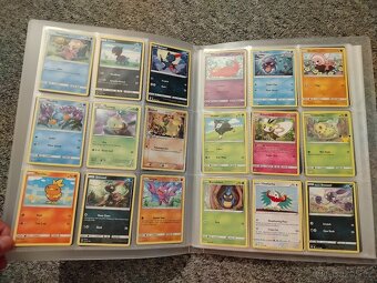 Pokémon karty - 4