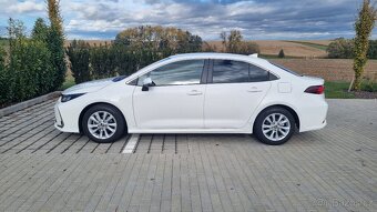 TOYOTA COROLLA 1.5 SDN 2025 COMFORT ODPOČET DPH - 4