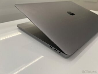 Apple Macbook Pro 16" 2019 i7, 16GB, 512GB, Space Grey - 4