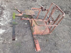 Nakladač UNHZ 100 - 4