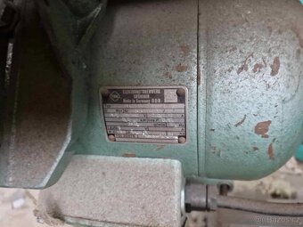 Šicí stroj Minerva - 4