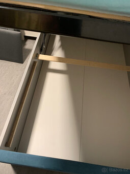 Postel s úložným prostorem - 4