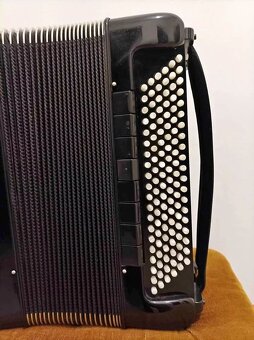 Akordeon, 120 basů, černý, použitý - 4