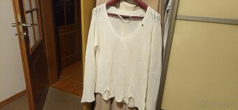 Lehky svetr v.40/42 - 4