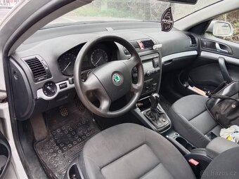 Octavia 1.6 MPI Benzin - 4