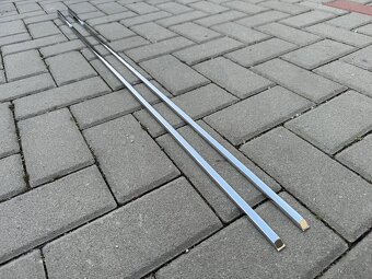 Volha Gaz 21, nové přední lišty ploutve předních blatníků - 4