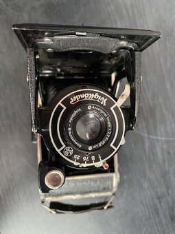 Woigtläder Bessa Lubitel 2 - 4