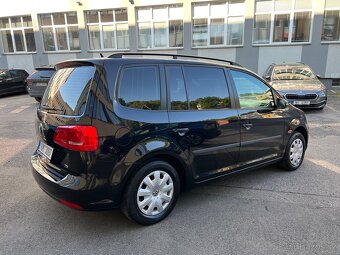 Volkswagen touran 1.6tdi, ČR ,SERV,NEHAVAROVÁNO. - 4