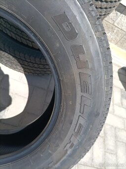 Prodám pneu 235/70r18 - 4