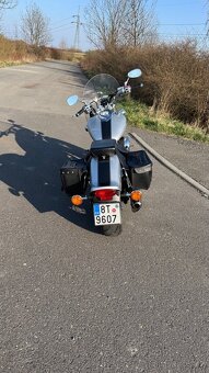 Yamaha XVS 1100 DragStar - 4