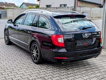 ŠKODA SUPERB COMBI 2.0TSi 147kW DSG ALCANTARA - 4