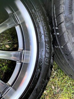 Letni sada Hyundai Tucson, IX35 235/45 R19, ET40
- 4