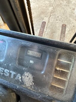 VZV Desta MV12BA - 4