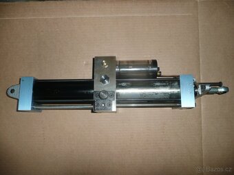 Schaublin TR102HP - hydraulika upichováku - 4