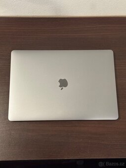 MacBook Pro 15"(2019) i9/32GB/512GB - DPH - 4