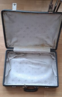 2 cestovní kufry - 4