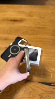 iPhone 16 Pro 128 GB - 4