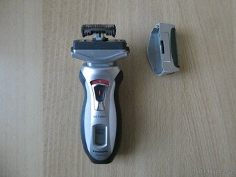 Holící strojek Panasonic - 4