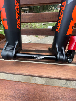 Fox 36 factory 29 grip 2 150mm - 4