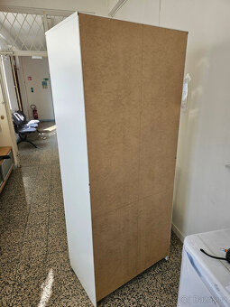 SKŘÍŇ IKEA - BRIMNES - 4