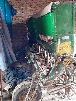 Prodám použitou zemědělskou techniku - 4