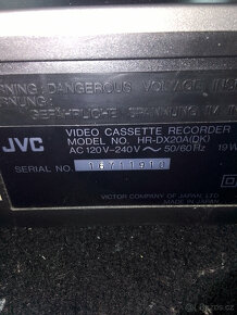 Video JvC +kazety VHS Jedno hlasí dabing - 4