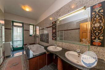 Prodej bytu 3+kk 98 m² s garáží - 4
