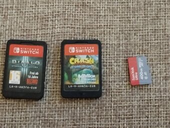 Nintendo Switch - 4
